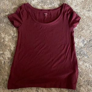 Maroon old navy shirt